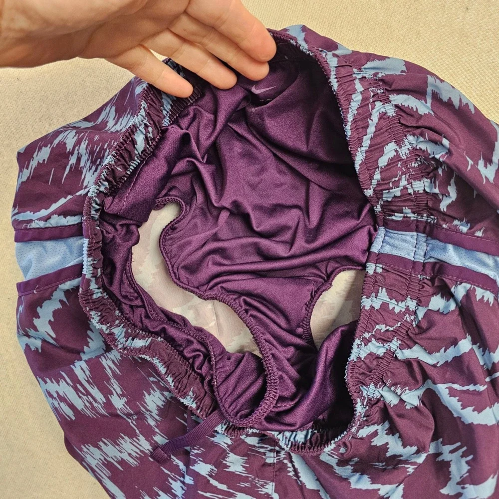 Nike Dri-FIT Tempo Running Shorts Purple Blue Abstract Print Womens Large L 3in